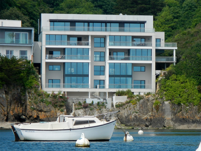 Brit Alu fabricant concepteur de menuiseries aluminium Bretagne